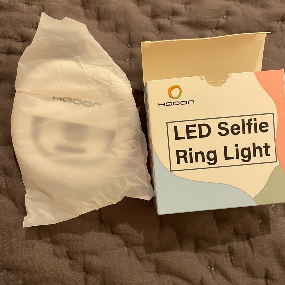 LED Selfie Ring Light Clip on Phone -  (New from Amazon) comes w/ charging cable